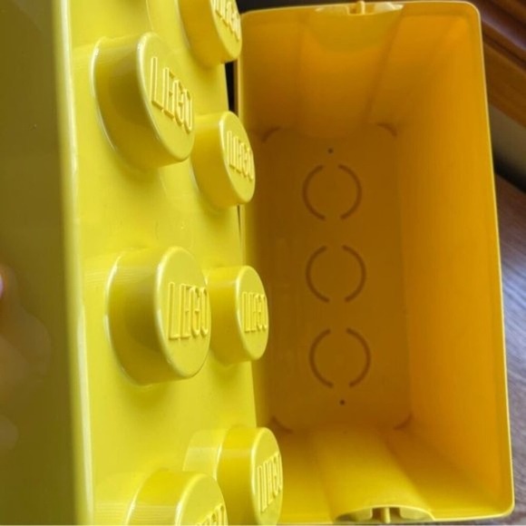 Lego Storage Box Yellow Covered Stackable Tub Lid Store Toys 14x10x7 inches Gift - Picture 3 of 12